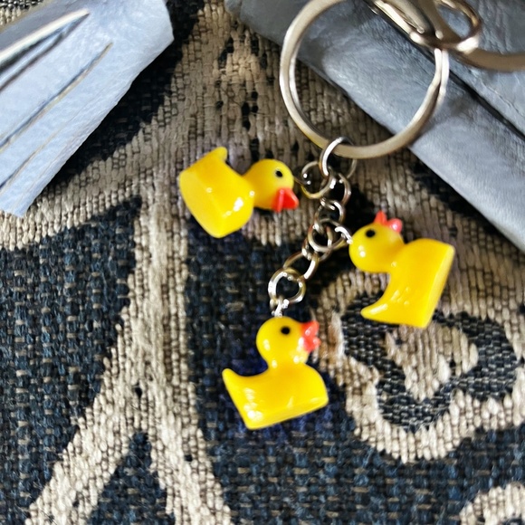 Very Cute Key Stack | Random Key Chain with Wallet - Picture 2 of 9